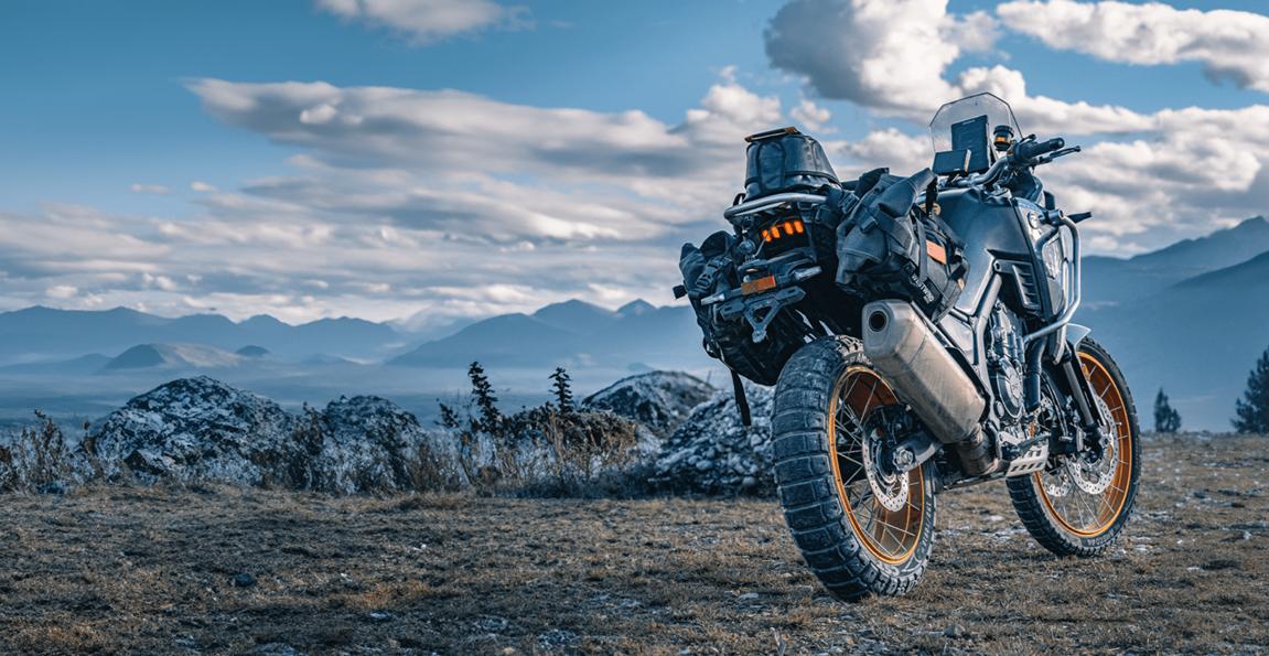 KOVE 800X Touring w górach z kuframi