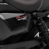 Hyosung GV125X – zbiornik z logo