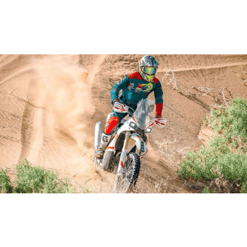 KOVE 450 Rally w terenie