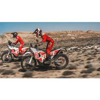 KOVE 450 Rally w terenie