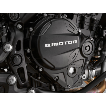QJMOTOR SRT 900S
