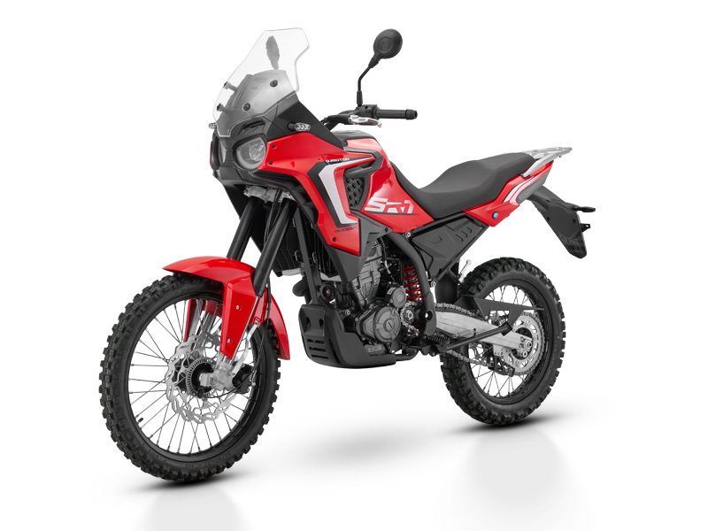 QJMOTOR SRT 300DX – Gotowy na każde wyzwanie
